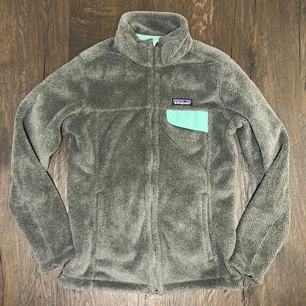 Patagonia fleece zip up. Worn once